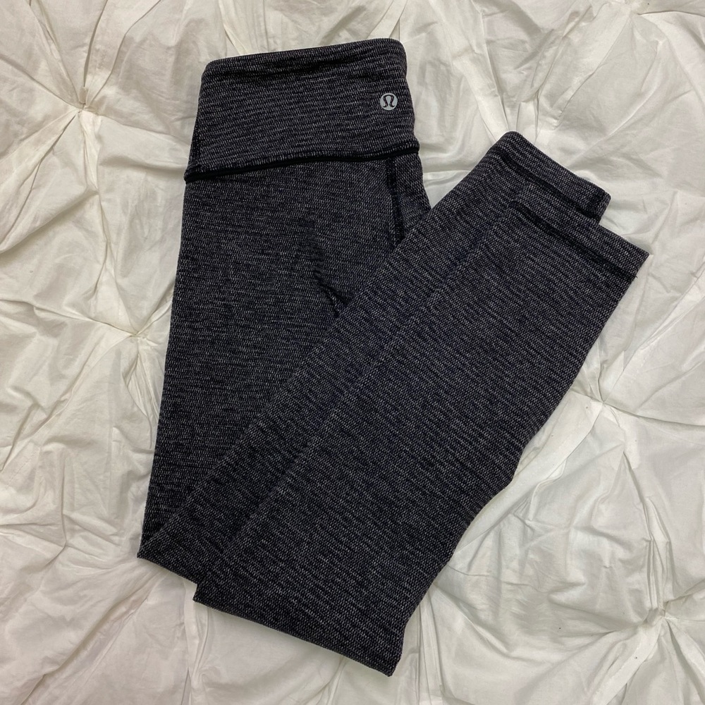 28” Lululemon Leggings